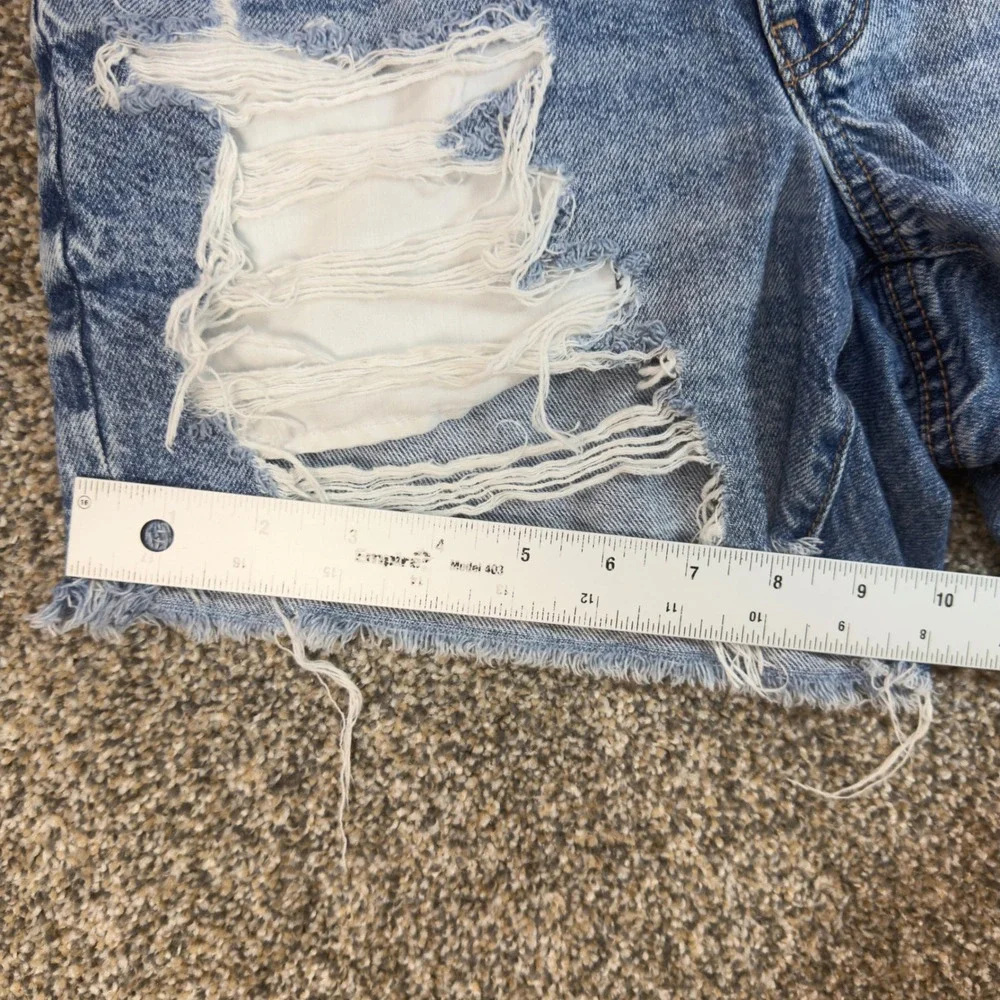 American Eagle Distressed High Raise Baggy Shorts Raw Hem Womens Size 4 Y2K